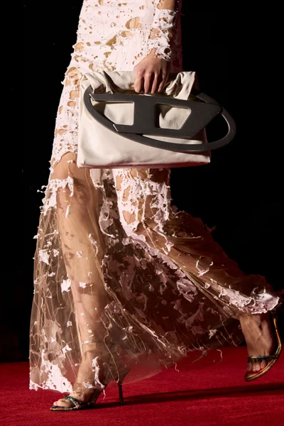 Look 9